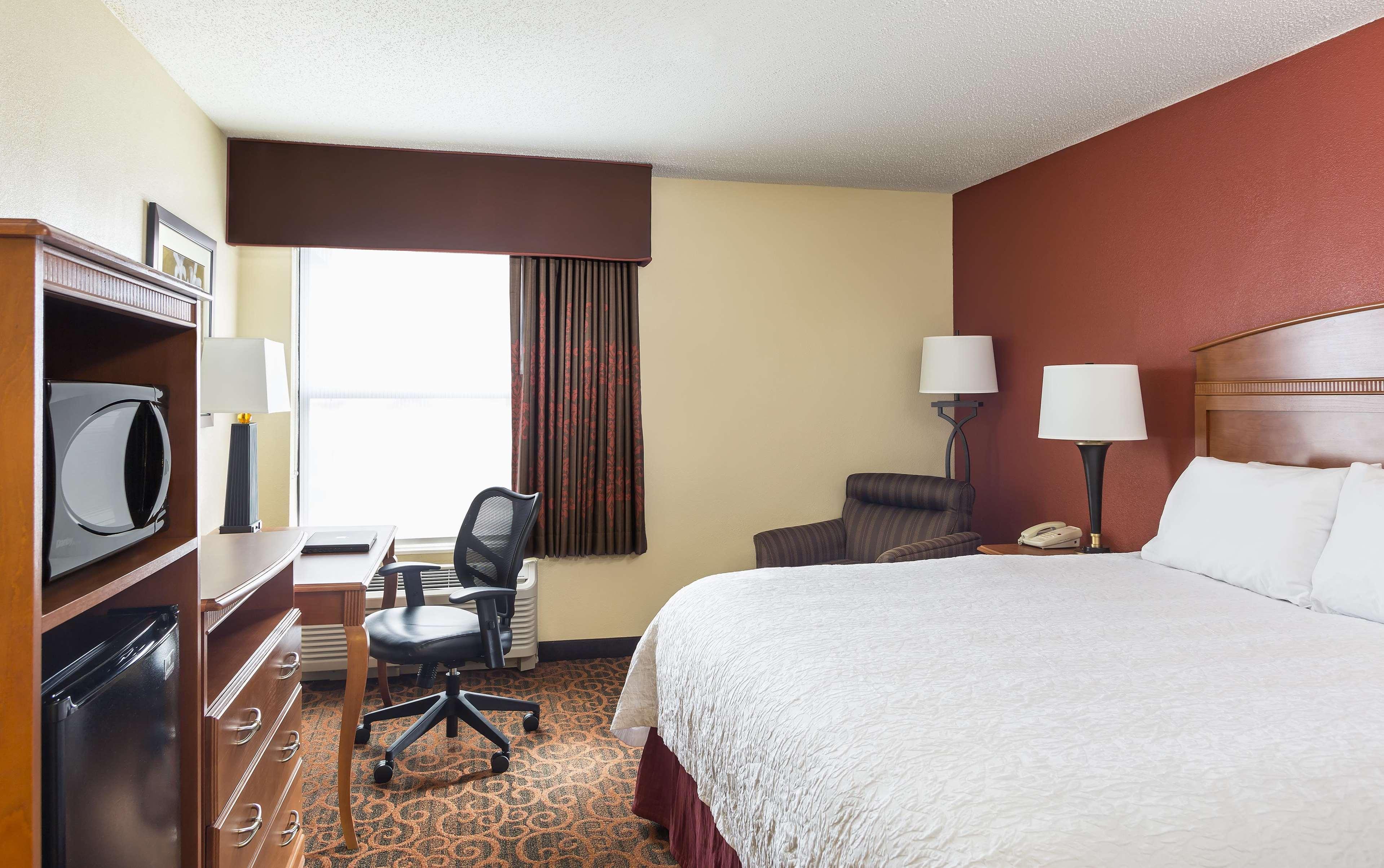 Hampton Inn Minneapolis-Бернсвілл Екстер'єр фото