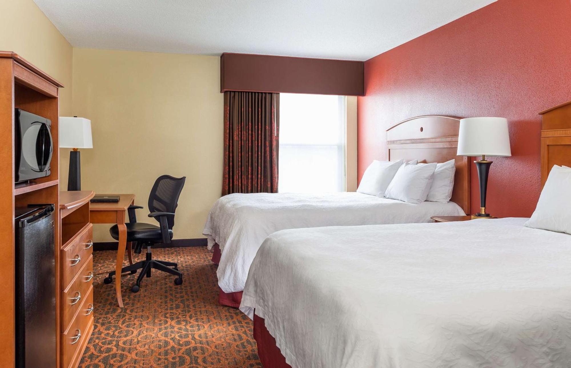 Hampton Inn Minneapolis-Бернсвілл Екстер'єр фото