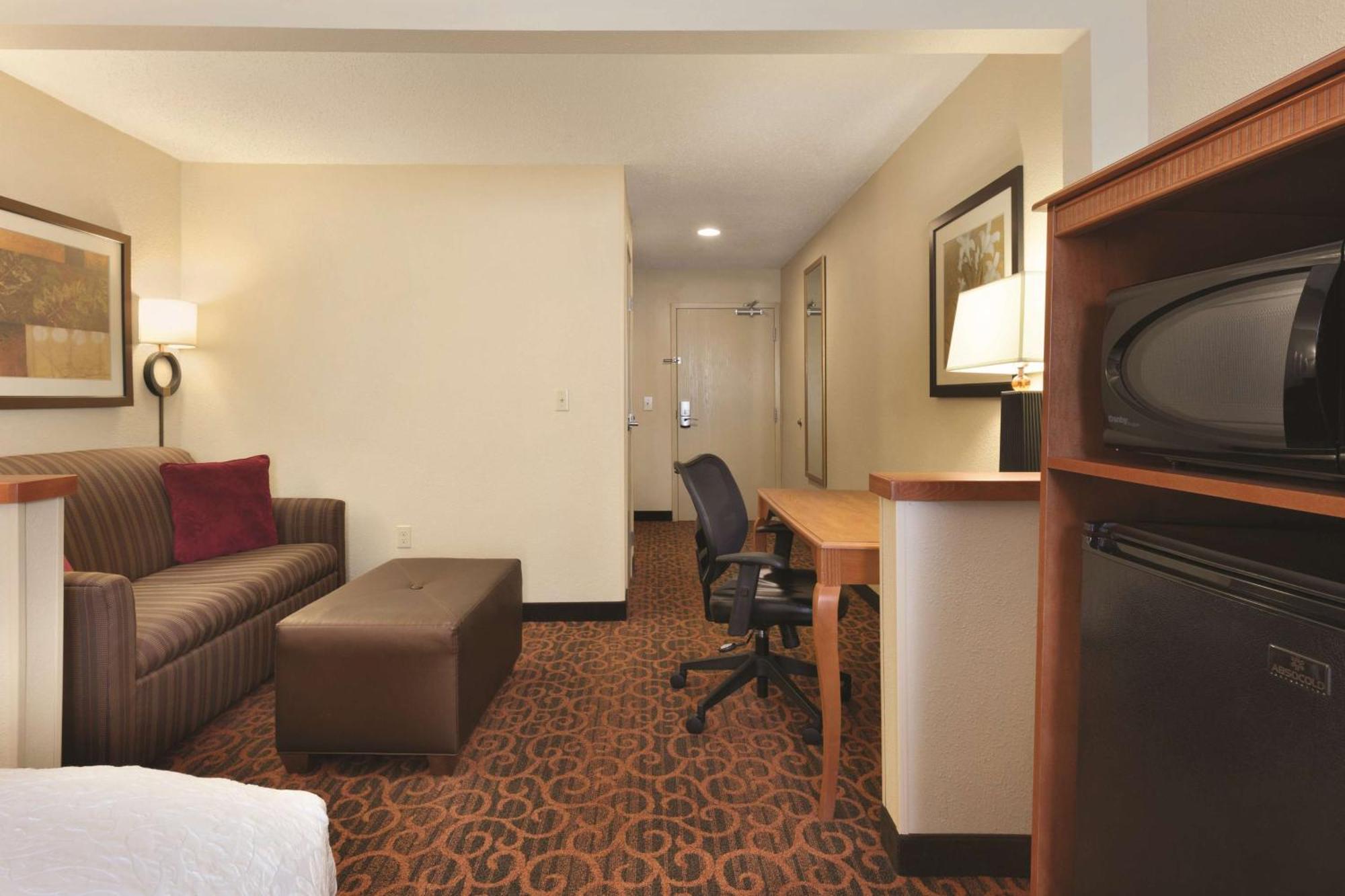 Hampton Inn Minneapolis-Бернсвілл Екстер'єр фото